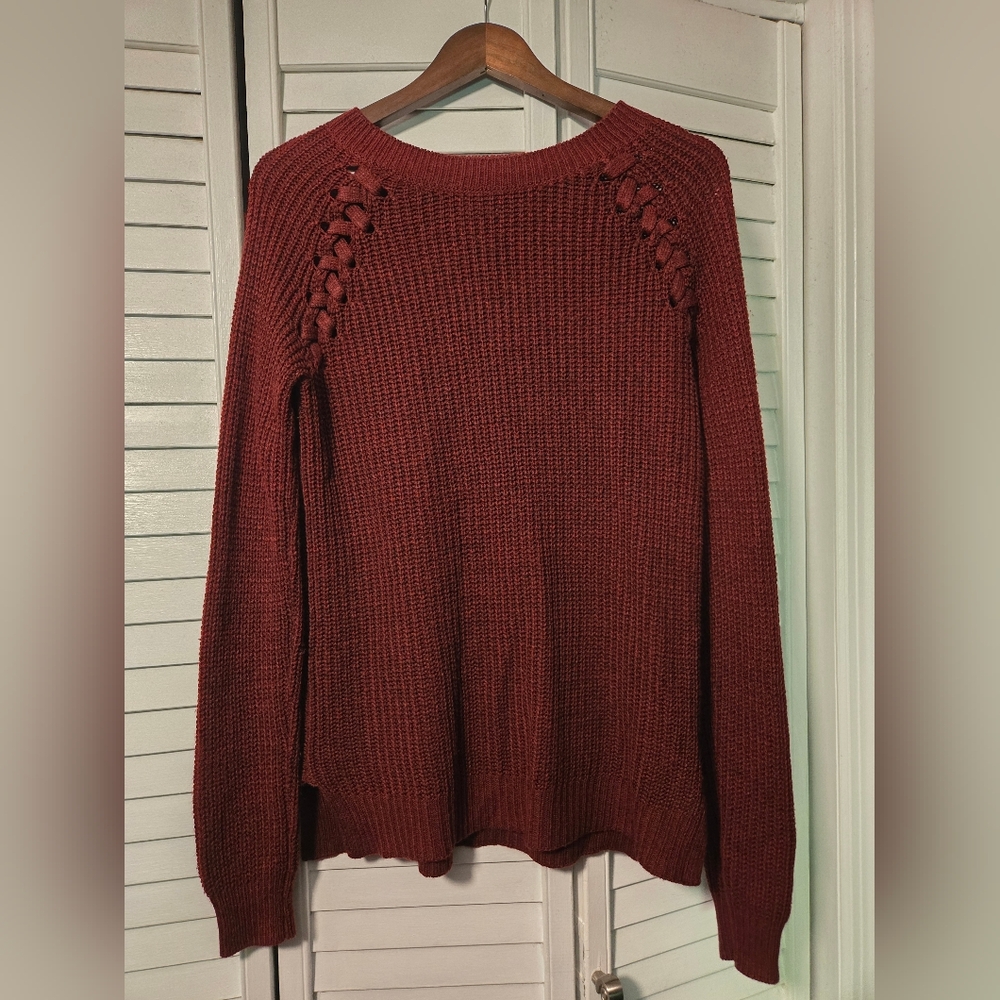 Elegant Maroon Knit Sweater with Shoulder Details
